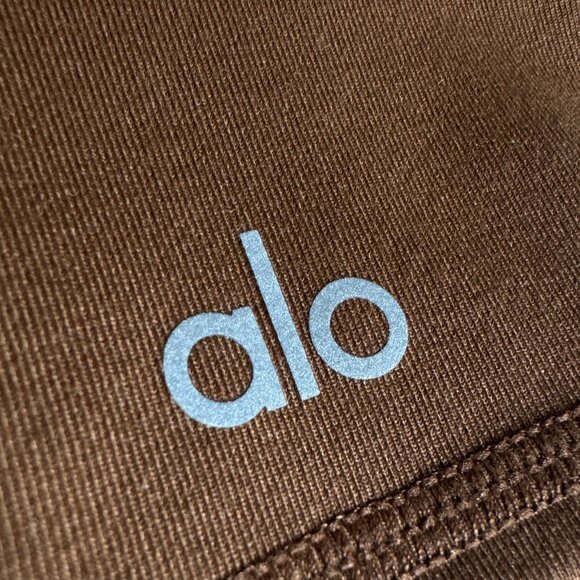 ALO 7" High-Waist Biker Short – Cinnamon Brown - Picture 7 of 9